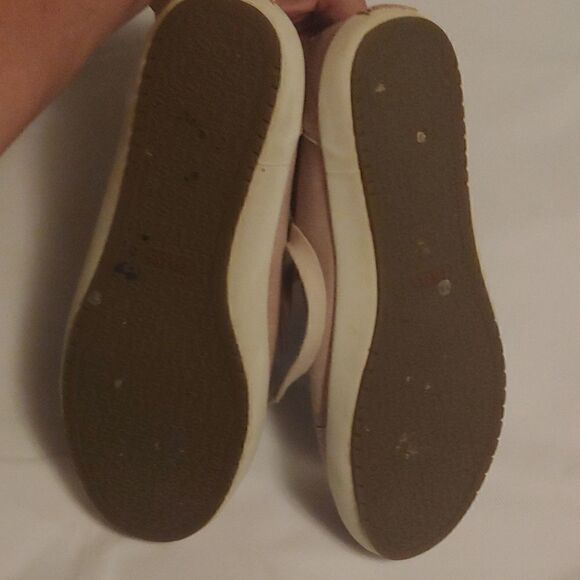 Taos footwear Star Beige sneaker Size 9.5 US - Picture 6 of 6